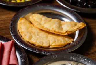 SAHANDA LEZZETLER Kıymalı Çiğ Börek (4 adet)