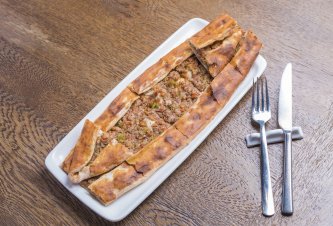 PİDELER Kıymalı Pide